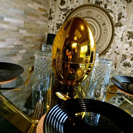 Ultra Deluxe Versace Apartment Near Sheffield