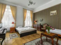 The Spiski Palace Apartments Hotels near Main Market Square