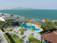 Dankbaar Resort Quy Nhon - Pools