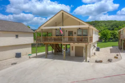 Let's Go Tubing! Awesome House-Next to River! فنادق في نيو براونفيلز