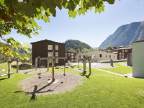 Reka-Feriendorf Blatten-Belalp Hotels in Naters