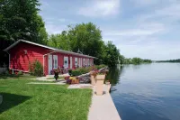 The Water's Edge Inn Hotels in Campbellford