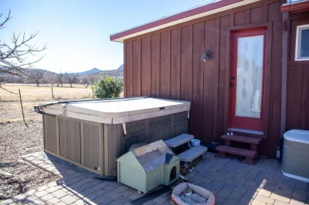 Zebra Rustic Retreat 3BR Home on Zebra Ranch