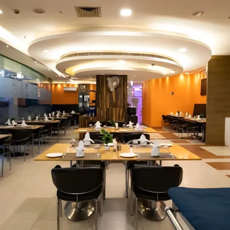 Hyphen Premier-Business Hotel
