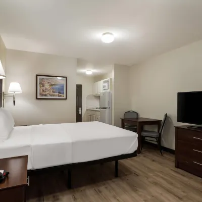 Suburban Studios Denver Central-Arvada Các khách sạn gần Khách sạn Brown Palace