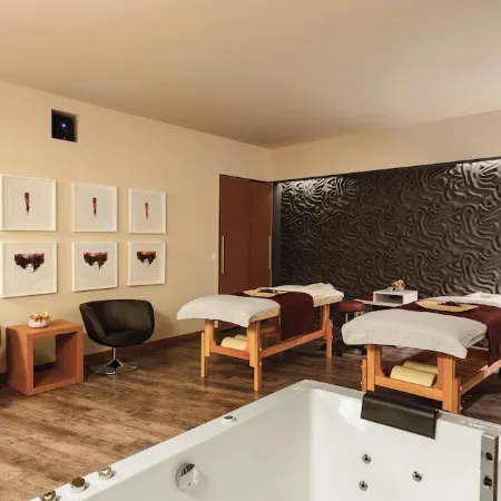 Ramada by Wyndham Oradea
