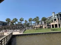 Tranquility Base waterfront/pool 1-bedroom condo