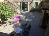 Mas Ferrieres Saint Laurent, Old Fortified Farmhouse