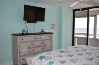 Gorgeous Beachfront Condo on the Gulf of Mexico