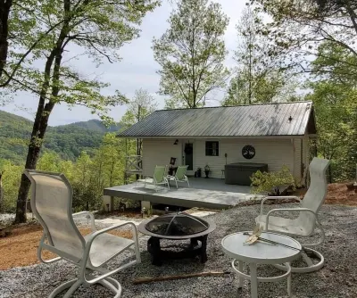 Cowee Cliff House