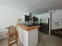 Villa de Charme Avec Piscine 1 Minute d une Superbe Plage Hotels in Sainte-Luce