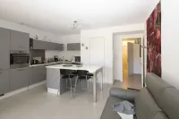 Appartement T Avec Jardin 5 Minutes du Port de Carry le Rouet et la mer