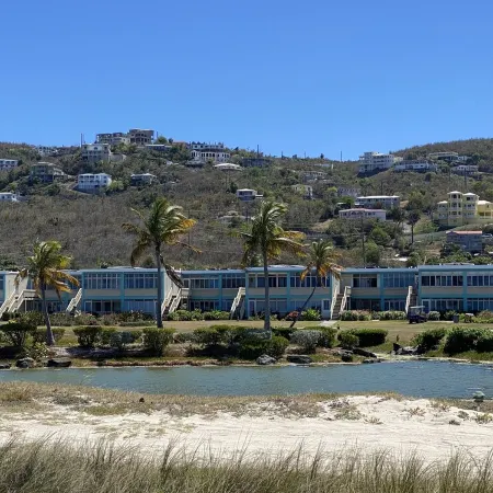 Luxury Condo at Crystal Cove Saint Thomas USVI Sleeps 5