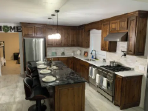 The Biggest Short-Term Rental Close to Tarleton University! 2 King Beds!