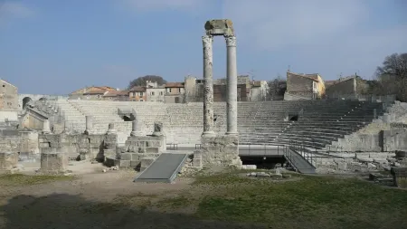 Maison ARUM, Arles, historic center Отели в г. Арль