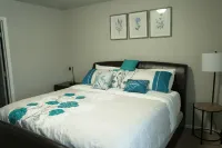 Serene Location\ Garage\ Close to\Suite Shots Golf\Hospital\Interstate Hotels near Walmart Supercenter