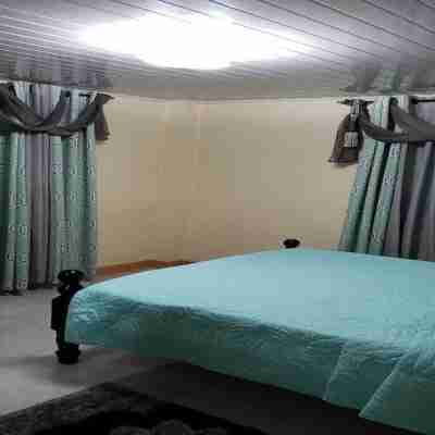 Guyana Vacation Rentals - Georgetown  Apt 1 Rooms