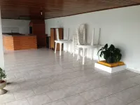 Great apartment for 8 people, two blocks from Praia Brava - Caioba Hotels in Matinhos