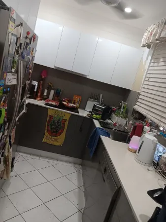 Safe secure home in a private court.  Close to airport n shopping centres city Отели в г. Анула