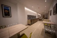 Stay at 9020 Hotel a St. Paul's Bay