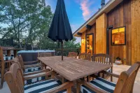Broadmoor Bliss - Jacuzzi