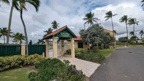Shell Beach House - Garden Unit, Steps to Beach!