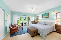 Azure Breeze #4, Beachfront, White Sand, Bikes, Kayak, Snorkel Gear, Rum Point!!