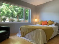 3 BR Seaside Bliss-Close to the beach-OCEAN VIEW!