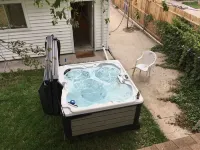 Jacuzzi Ranch in West Denver. Quiet Neighborhood. Red Rocks, Golden, Denver.