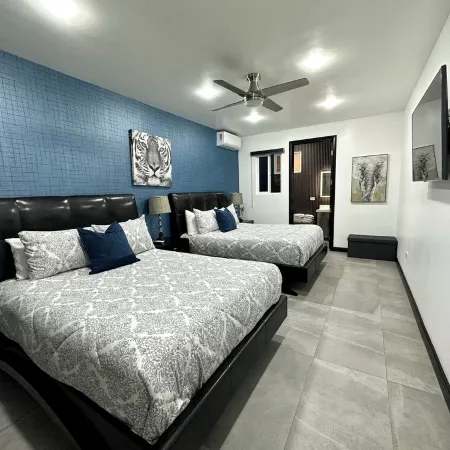 VILLA BLANCA Luxury property,180° Ocean Views.