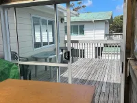 Ocean views, short walk to the beach. Close to the winery and great fishing. Hotels in Karikari Peninsula