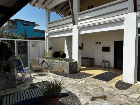 Beautiful Beach House and Casita at Playa Uverito, Las Tablas Panama Отели в г. Лас-Таблас