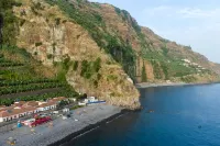 Farol Studio, One step away from the ocean Hotel a Ponta do Sol