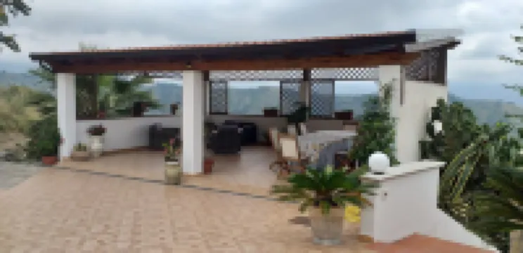 Villa with sea view pool