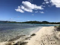 Walking distance to the Gorgeous Sapphire Beach!