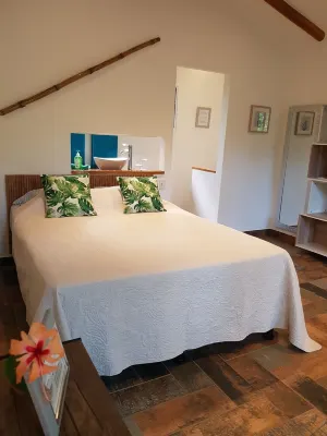 Dylia x1f343; Hotel Baliyana Lodge in the x1f49a; of nature.