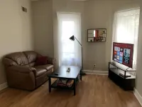 'Ralph' Comfortable Downtown/UK Apartment