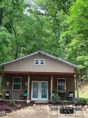 Porter’s Cottage in the Woods... Near Dollywood & National Park!