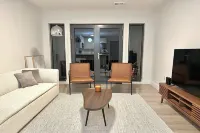 Luxury 2 Bedroom Apartment in Heart of Quincy - 3-Star