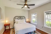 貝爾頓溪畔小屋，帶甲板和熱水浴缸