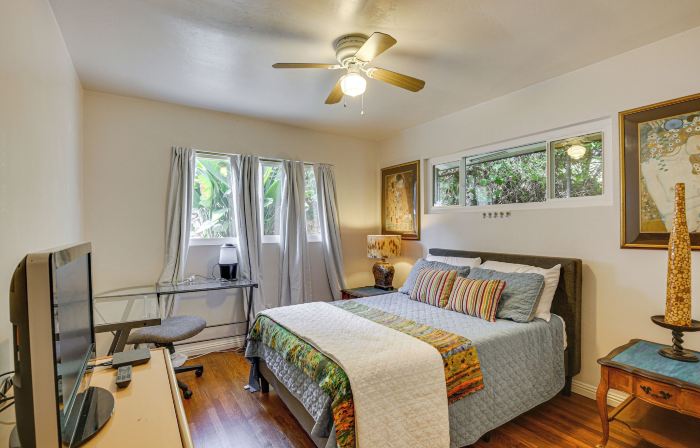 Mt. Nebo Oasis in La Mesa w/ Wraparound Deck