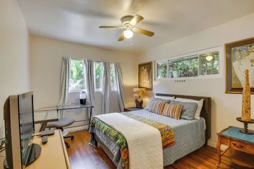 Mt. Nebo Oasis in La Mesa w/ Wraparound Deck