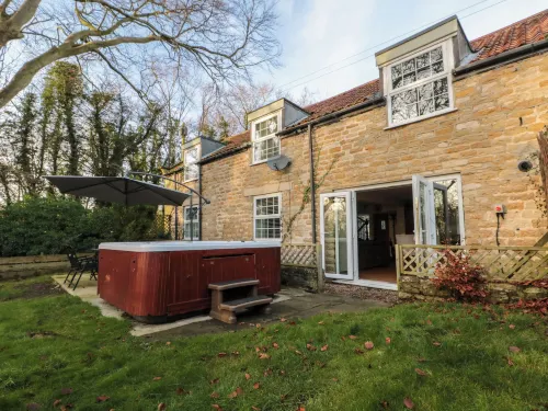The Coach House - Homestays