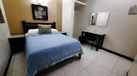 Hotel Catedral - parkir