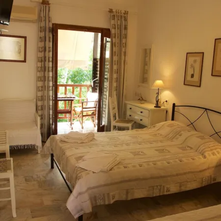 Mirto Apartments