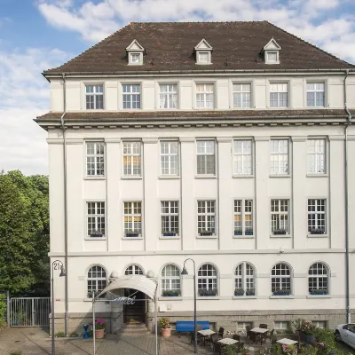 Apartment Hotel Konstanz Hotels near Staad