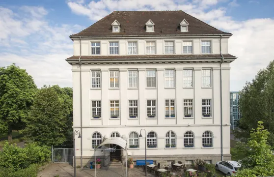 康斯坦茨公寓酒店