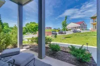 Walk to Historic Maryville: True Southern Getaway! Hotels in Maryville