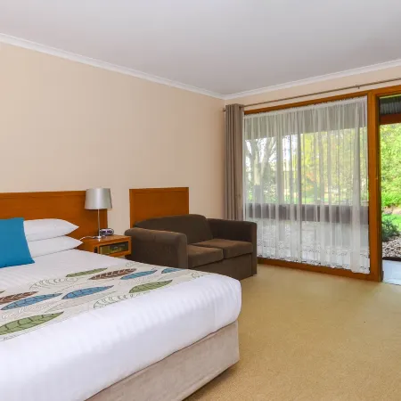 River Country Inn