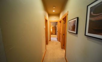 Cabin in the Pines 4 by SummitCove Lodging